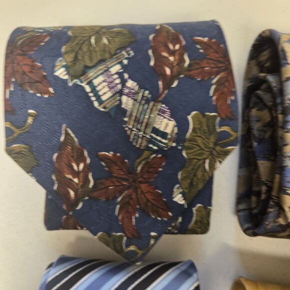 Lot 6 Men's Ties Silk or Polyester Wearable Craft Quilting Multi Colors - Picture 2 of 16